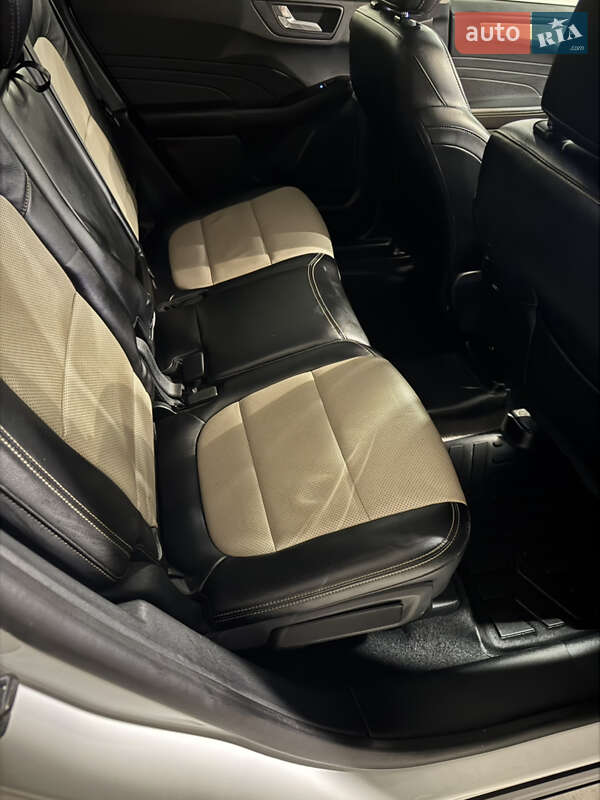 Позашляховик / Кросовер Ford Escape 2021 в Одесі