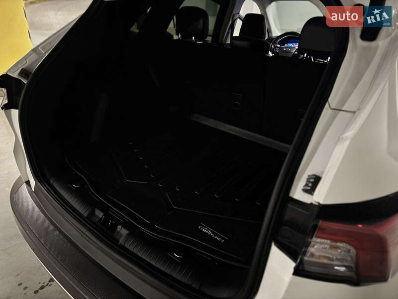 Позашляховик / Кросовер Ford Escape 2021 в Одесі