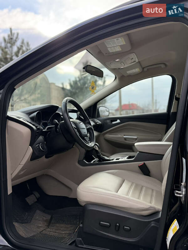 Внедорожник / Кроссовер Ford Escape 2019 в Одессе