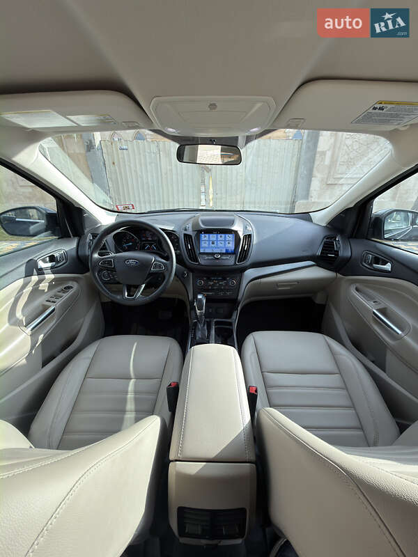 Внедорожник / Кроссовер Ford Escape 2019 в Одессе