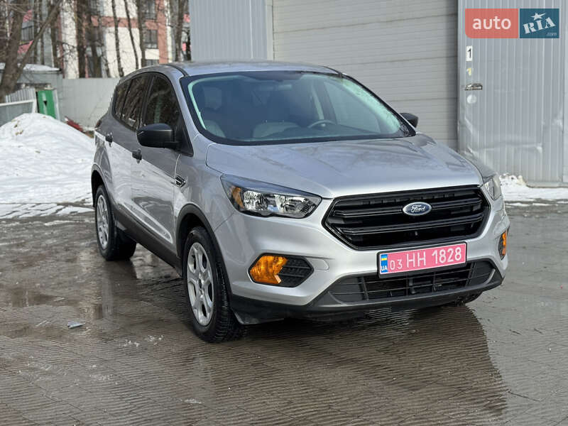 Внедорожник / Кроссовер Ford Escape 2018 в Тернополе