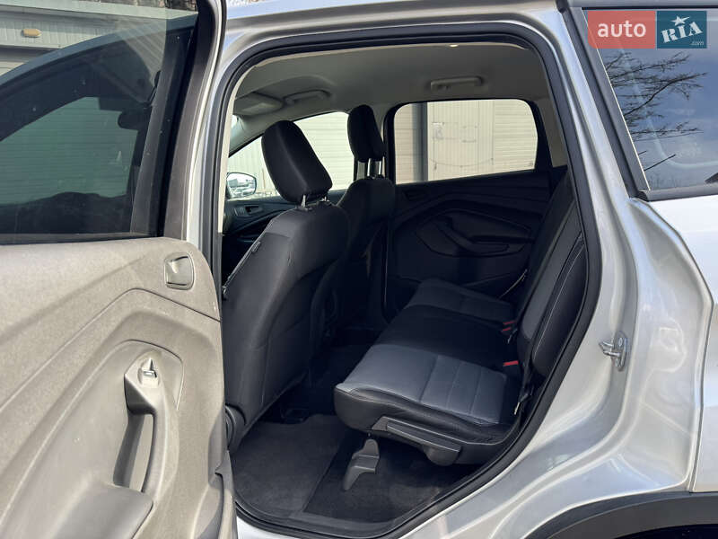 Внедорожник / Кроссовер Ford Escape 2018 в Тернополе