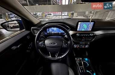 Внедорожник / Кроссовер Ford Escape 2019 в Киеве