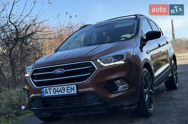 Внедорожник / Кроссовер Ford Escape 2017 в Коломые