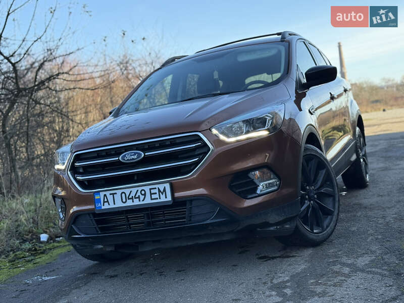 Внедорожник / Кроссовер Ford Escape 2017 в Коломые