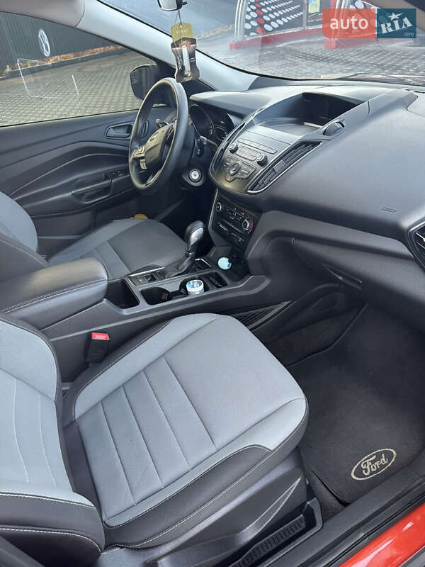 Позашляховик / Кросовер Ford Escape 2019 в Полтаві фото 12 Позашляховик / Кросовер Ford Escape 2019 в Полтаві
