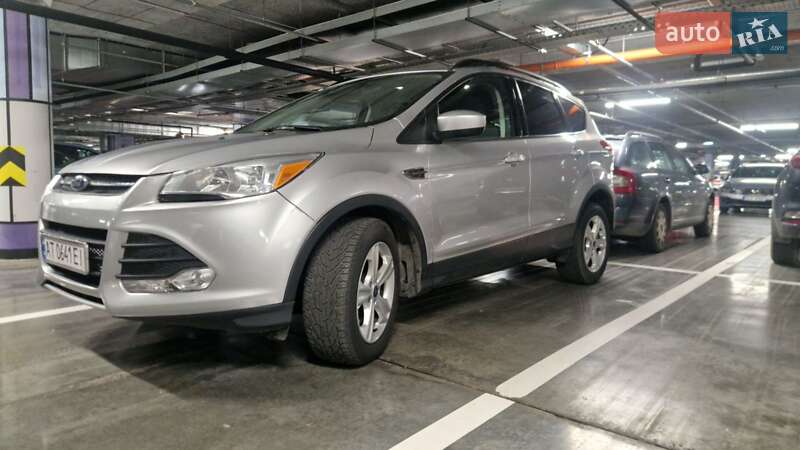Позашляховик / Кросовер Ford Escape 2016 в Івано-Франківську