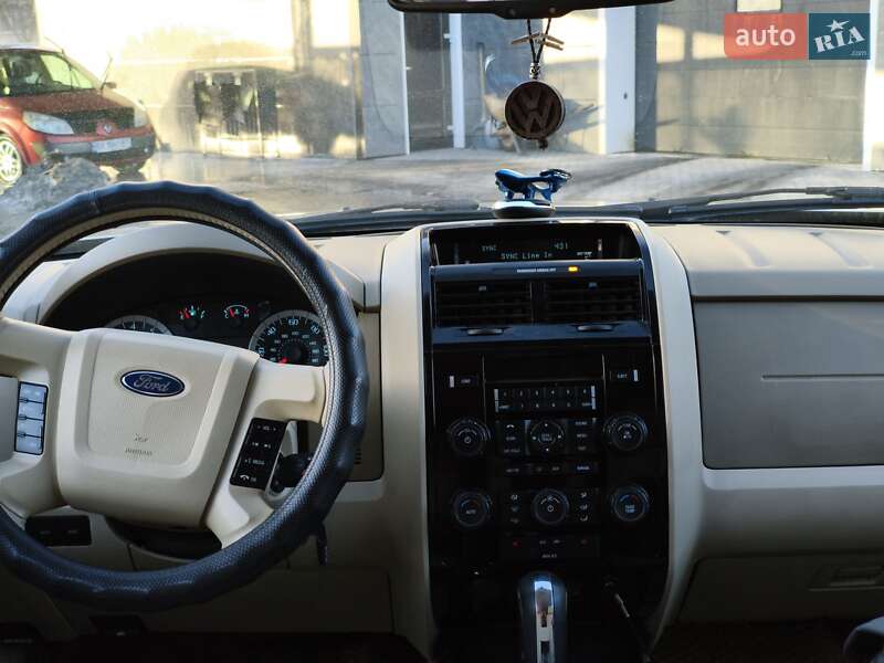 Позашляховик / Кросовер Ford Escape 2011 в Броварах