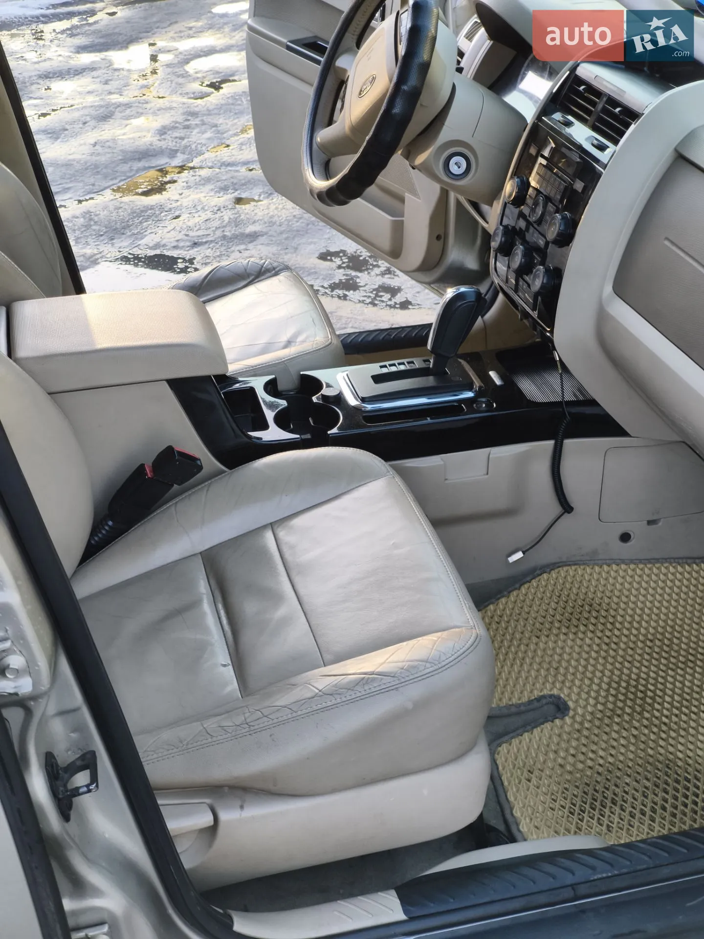 2011 Ford Escape - мініатюра 13
