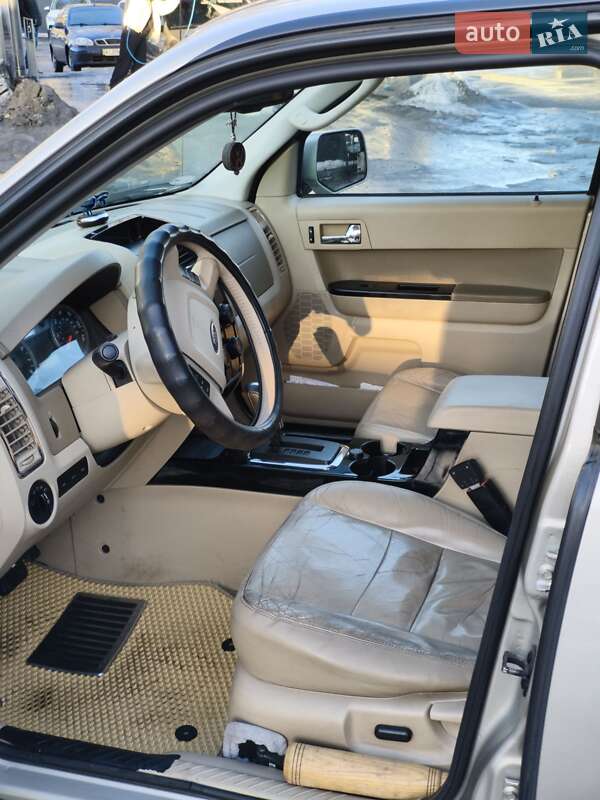 Позашляховик / Кросовер Ford Escape 2011 в Броварах