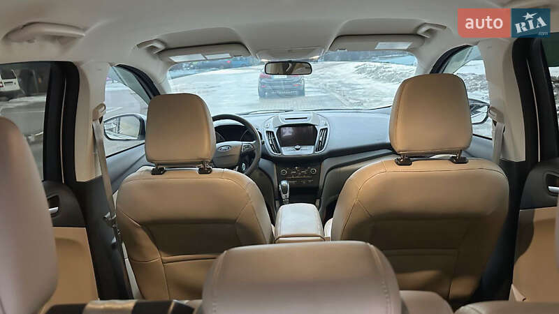 Внедорожник / Кроссовер Ford Escape 2018 в Киеве