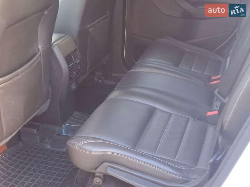 Позашляховик / Кросовер Ford Escape 2012 в Одесі