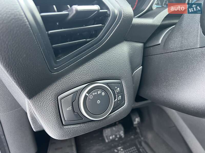 Позашляховик / Кросовер Ford Escape 2019 в Богуславі