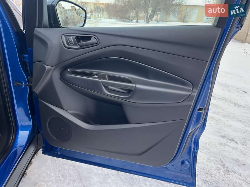 Позашляховик / Кросовер Ford Escape 2019 в Богуславі