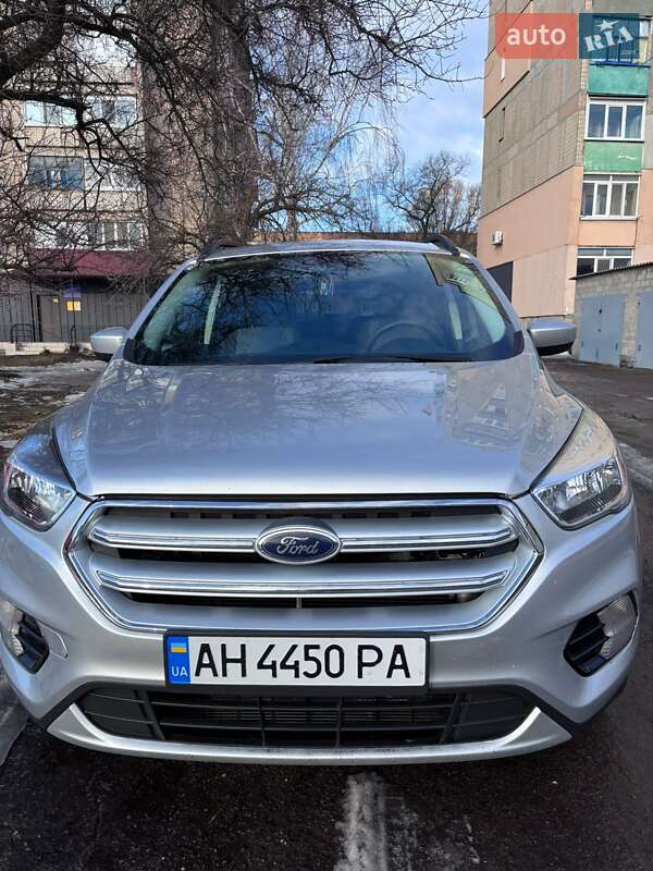 Внедорожник / Кроссовер Ford Escape 2018 в Александрие фото Внедорожник / Кроссовер Ford Escape 2018 в Александрие