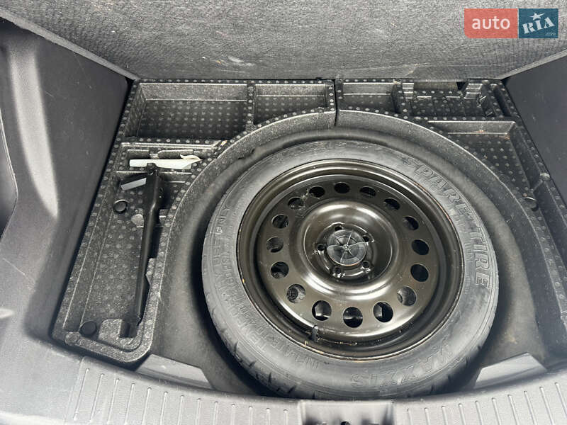 Внедорожник / Кроссовер Ford Escape 2017 в Сумах