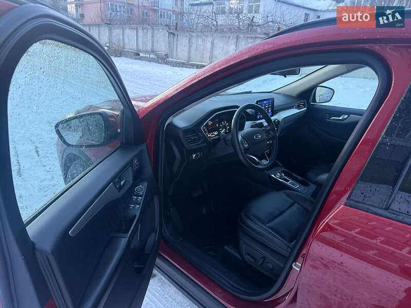 Внедорожник / Кроссовер Ford Escape 2019 в Умани