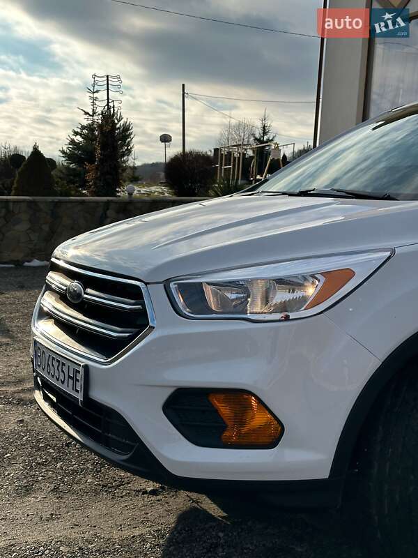 Позашляховик / Кросовер Ford Escape 2018 в Бережанах