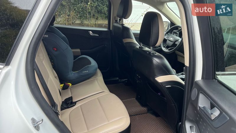 Внедорожник / Кроссовер Ford Escape 2020 в Одессе