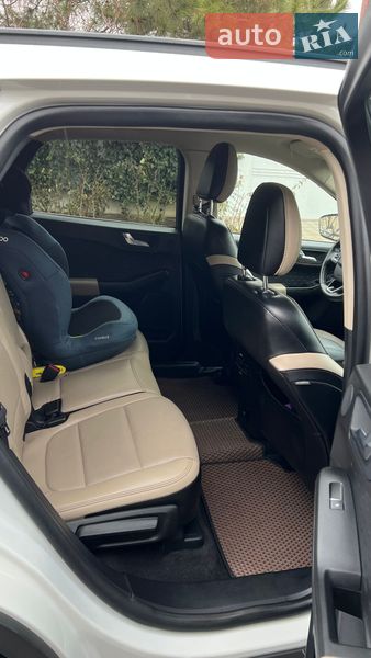 Внедорожник / Кроссовер Ford Escape 2020 в Одессе