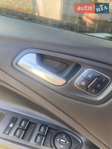 Внедорожник / Кроссовер Ford Escape 2015 в Рожнятове фото 18 Внедорожник / Кроссовер Ford Escape 2015 в Рожнятове