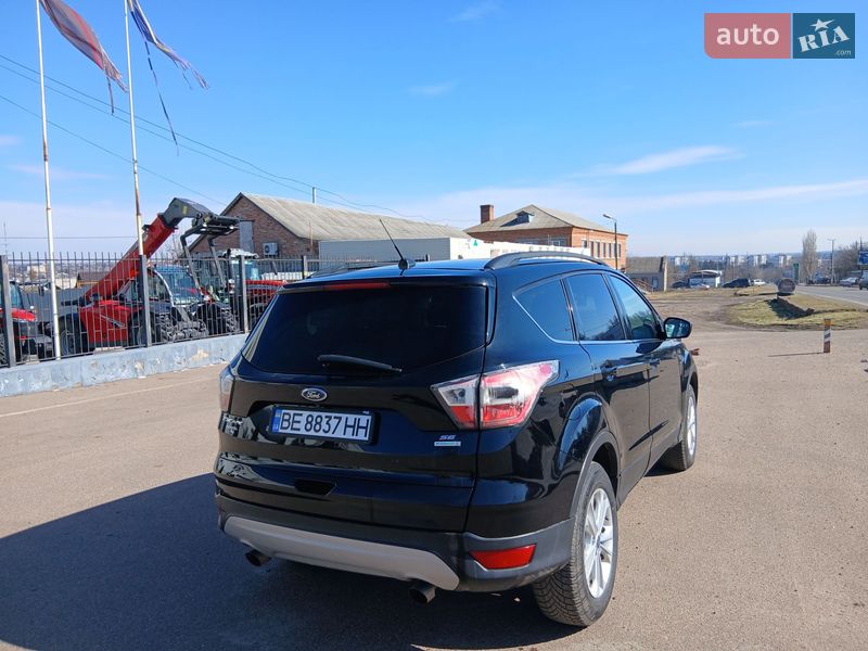 Позашляховик / Кросовер Ford Escape 2016 в Первомайську