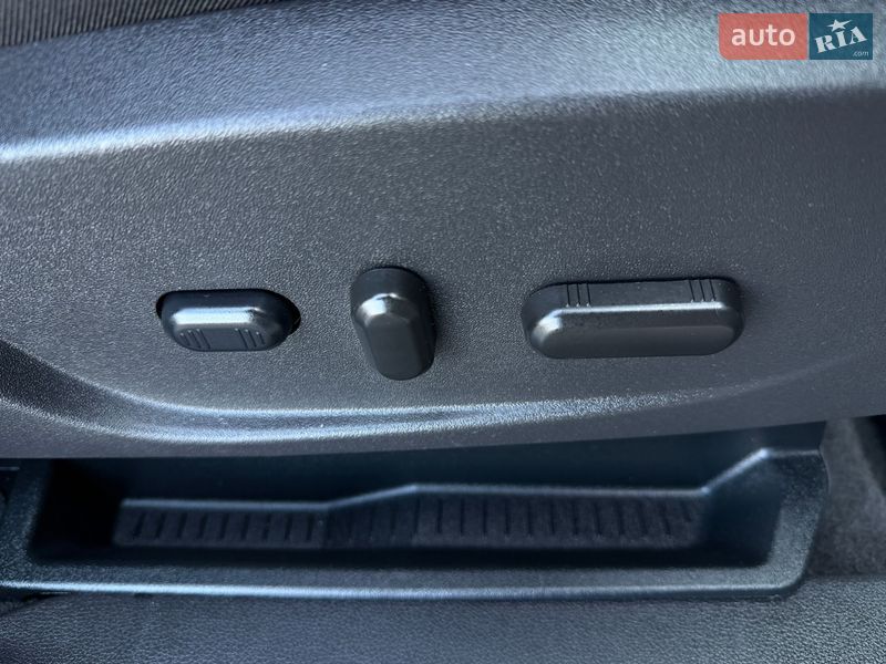 Внедорожник / Кроссовер Ford Escape 2018 в Дрогобыче фото 46 Внедорожник / Кроссовер Ford Escape 2018 в Дрогобыче