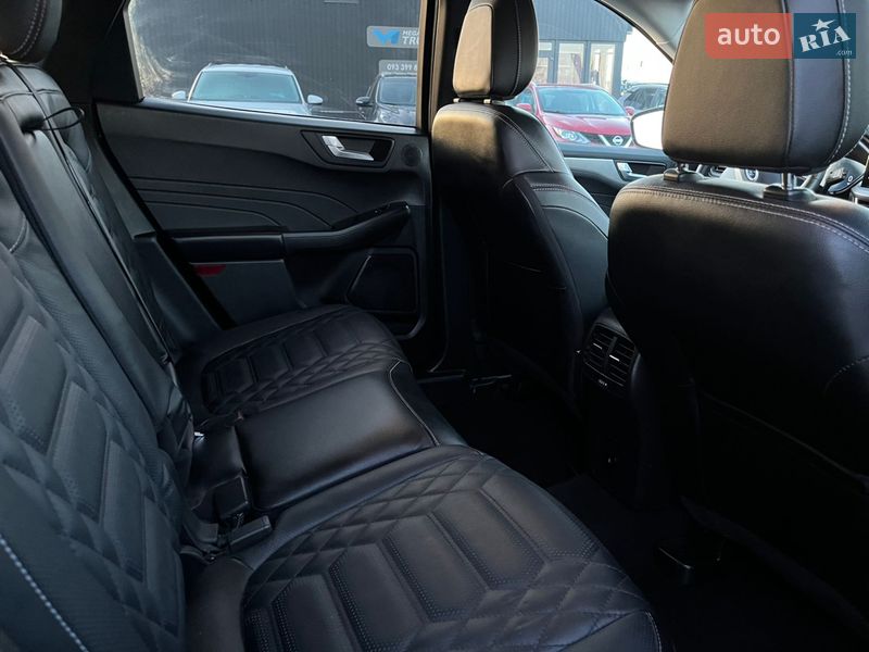 Внедорожник / Кроссовер Ford Escape 2023 в Львове