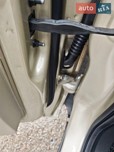 Внедорожник / Кроссовер Ford Escape 2017 в Сумах