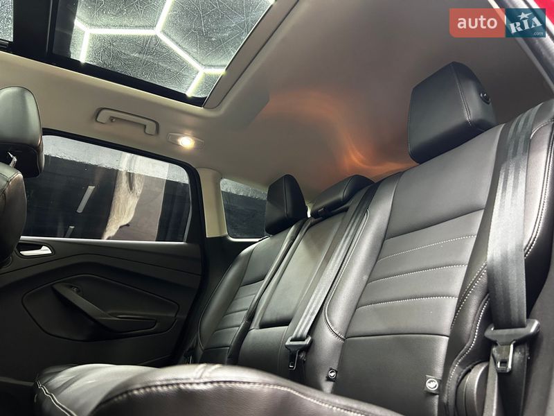 Внедорожник / Кроссовер Ford Escape 2014 в Черновцах