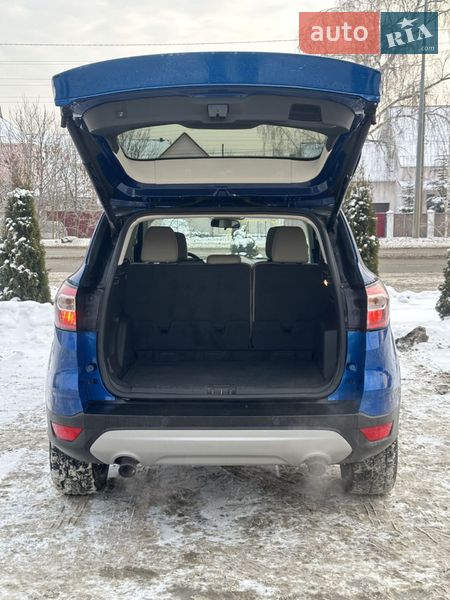 Позашляховик / Кросовер Ford Escape 2018 в Білогородці