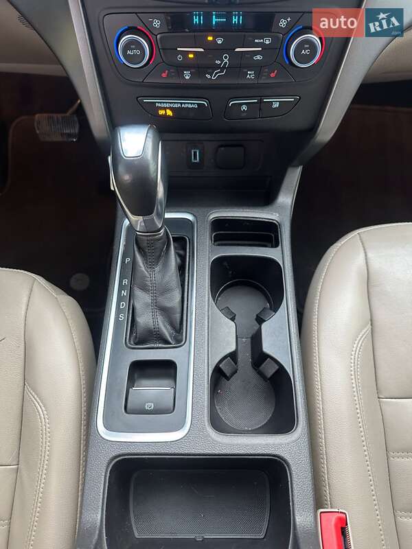 Позашляховик / Кросовер Ford Escape 2018 в Білогородці