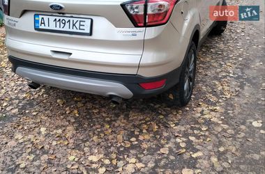 Внедорожник / Кроссовер Ford Escape 2017 в Киеве