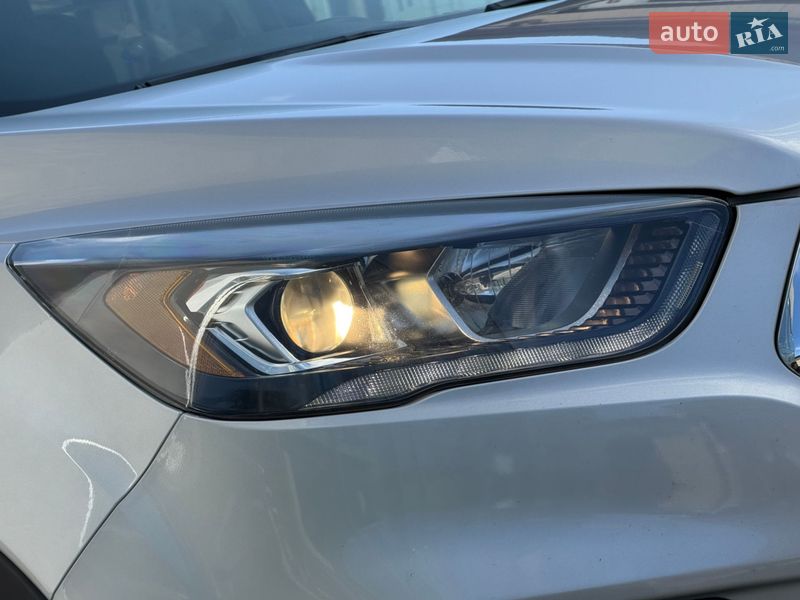 Внедорожник / Кроссовер Ford Escape 2017 в Дрогобыче фото 15 Внедорожник / Кроссовер Ford Escape 2017 в Дрогобыче