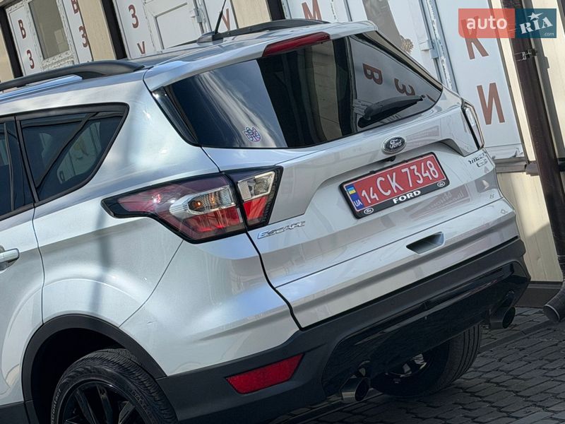 Внедорожник / Кроссовер Ford Escape 2017 в Дрогобыче фото 22 Внедорожник / Кроссовер Ford Escape 2017 в Дрогобыче
