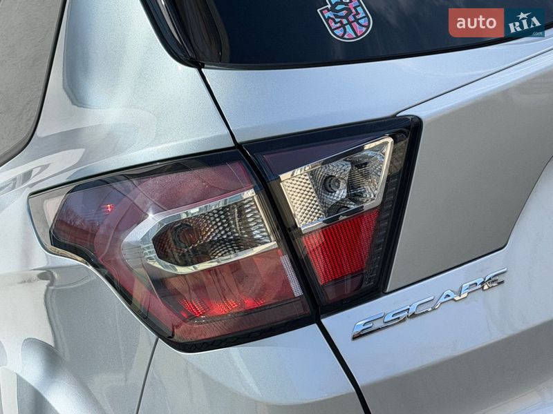 Внедорожник / Кроссовер Ford Escape 2017 в Дрогобыче фото 26 Внедорожник / Кроссовер Ford Escape 2017 в Дрогобыче