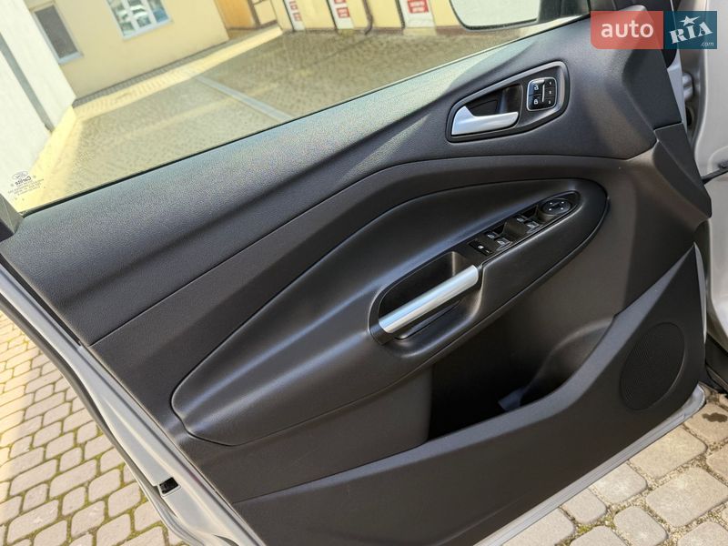 Внедорожник / Кроссовер Ford Escape 2017 в Дрогобыче фото 56 Внедорожник / Кроссовер Ford Escape 2017 в Дрогобыче