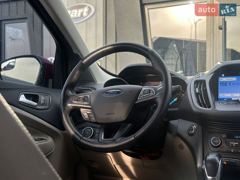 Позашляховик / Кросовер Ford Escape 2018 в Львові фото 16 Позашляховик / Кросовер Ford Escape 2018 в Львові