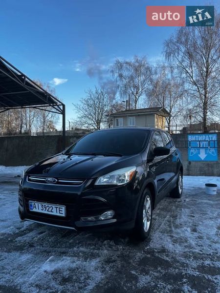 Внедорожник / Кроссовер Ford Escape 2015 в Монастырище