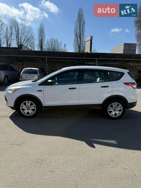 Внедорожник / Кроссовер Ford Escape 2013 в Горишних Плавнях