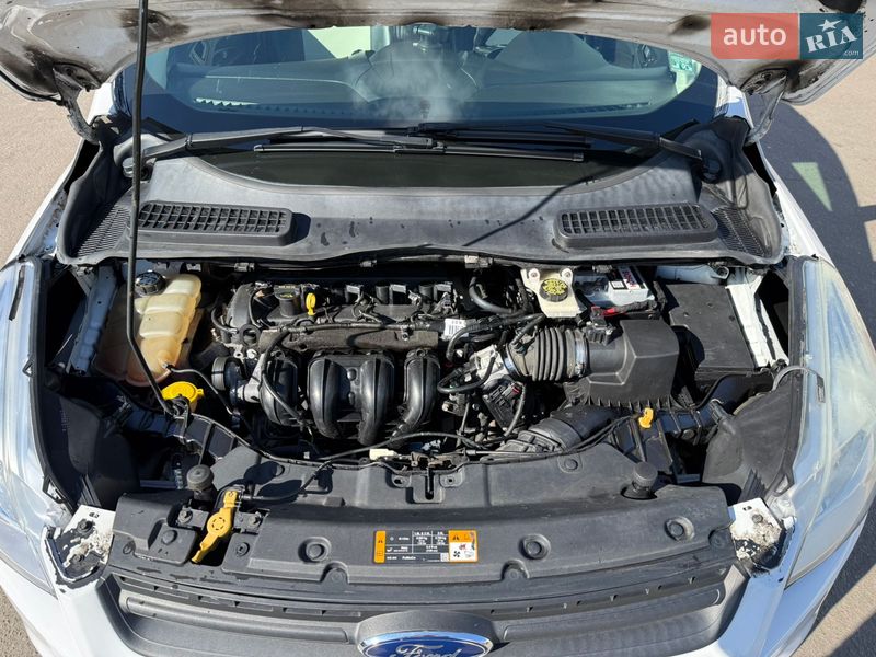 Внедорожник / Кроссовер Ford Escape 2013 в Горишних Плавнях