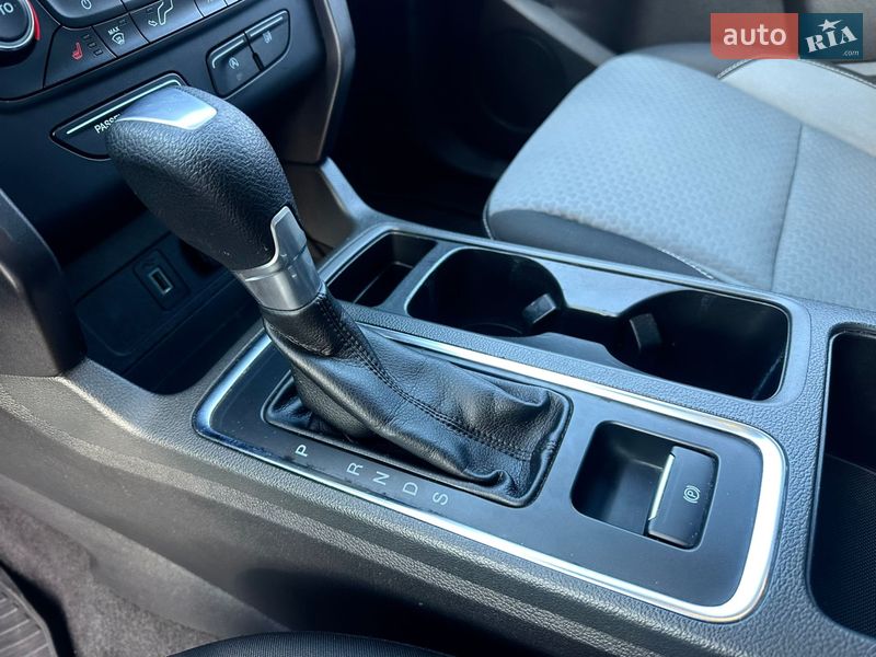 Внедорожник / Кроссовер Ford Escape 2017 в Львове