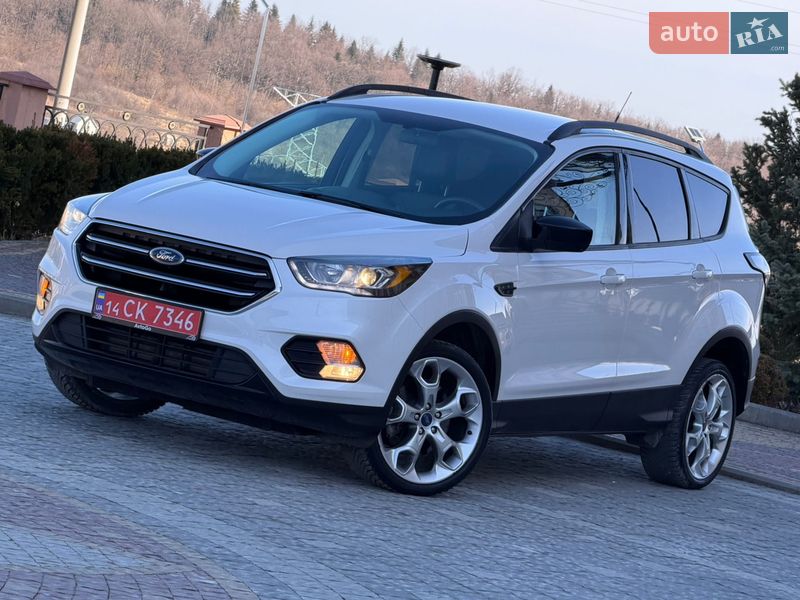 Позашляховик / Кросовер Ford Escape 2018 в Дрогобичі