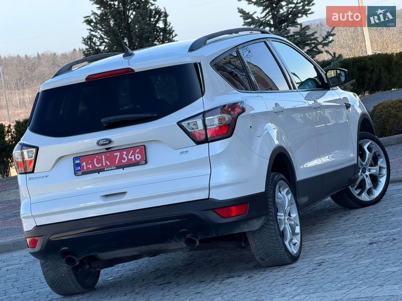 Позашляховик / Кросовер Ford Escape 2018 в Дрогобичі