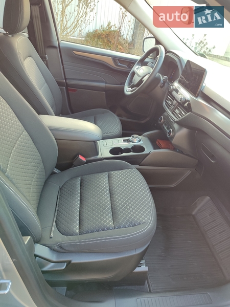 Внедорожник / Кроссовер Ford Escape 2023 в Галиче