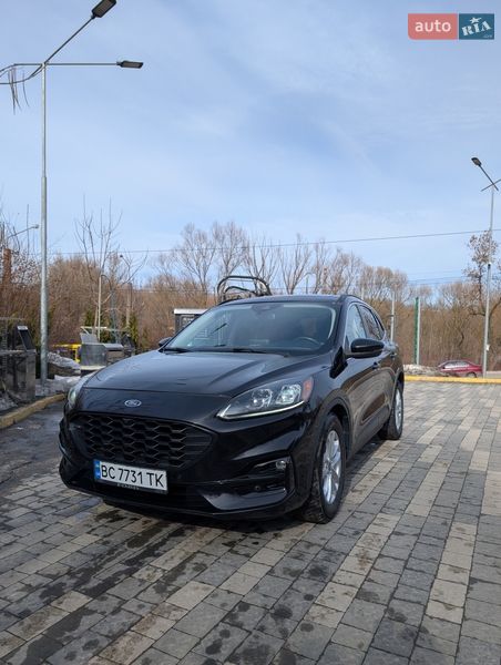 Позашляховик / Кросовер Ford Escape 2020 в Львові