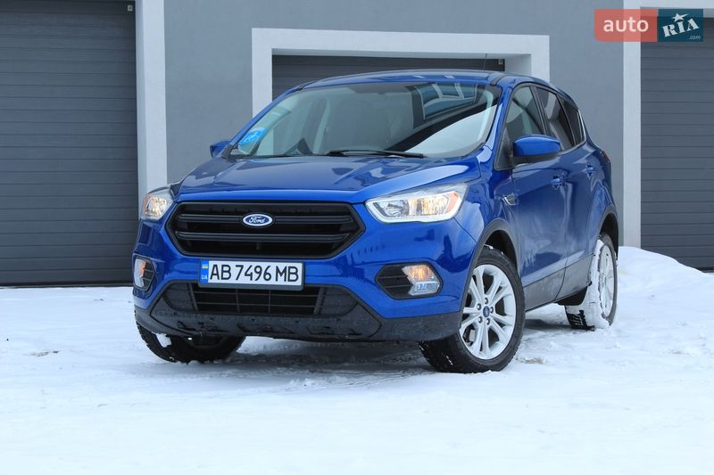 Внедорожник / Кроссовер Ford Escape 2018 в Виннице