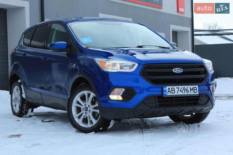 Внедорожник / Кроссовер Ford Escape 2018 в Виннице