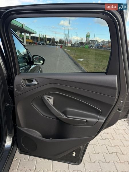 Внедорожник / Кроссовер Ford Escape 2017 в Житомире