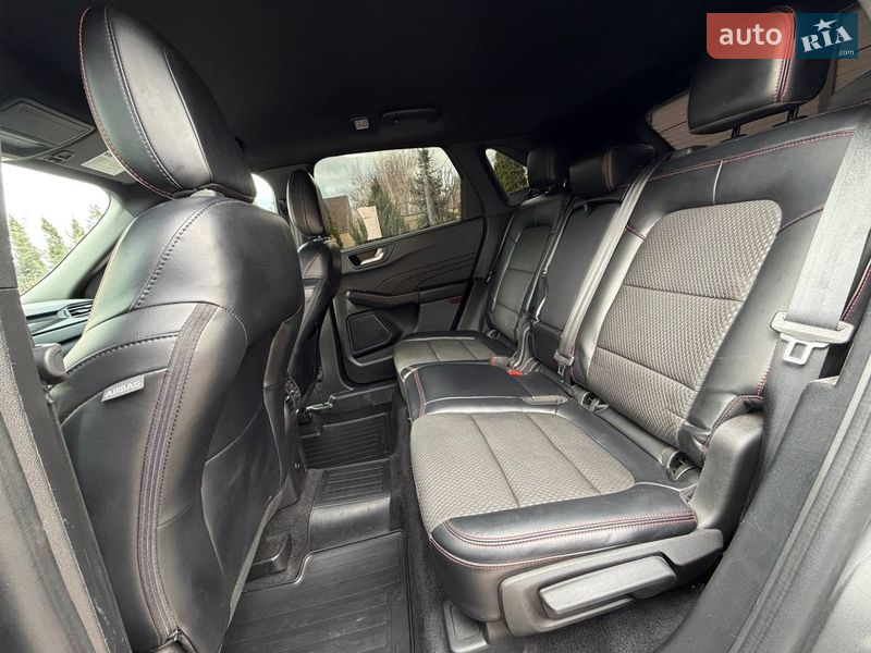 Внедорожник / Кроссовер Ford Escape 2023 в Днепре